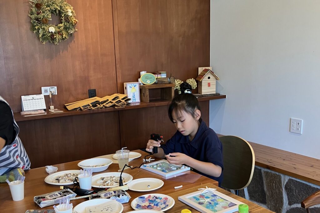 お子様にも楽しんでいただけるワークショップ