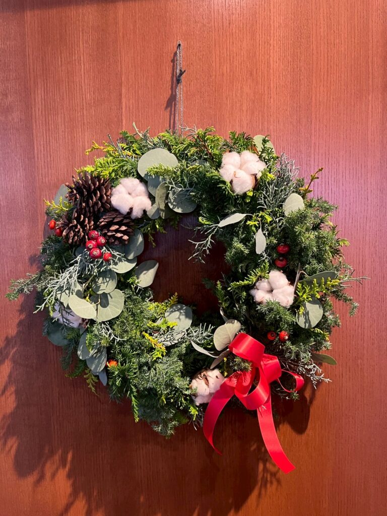 自然素材でつくる世界にひとつのクリスマスリース