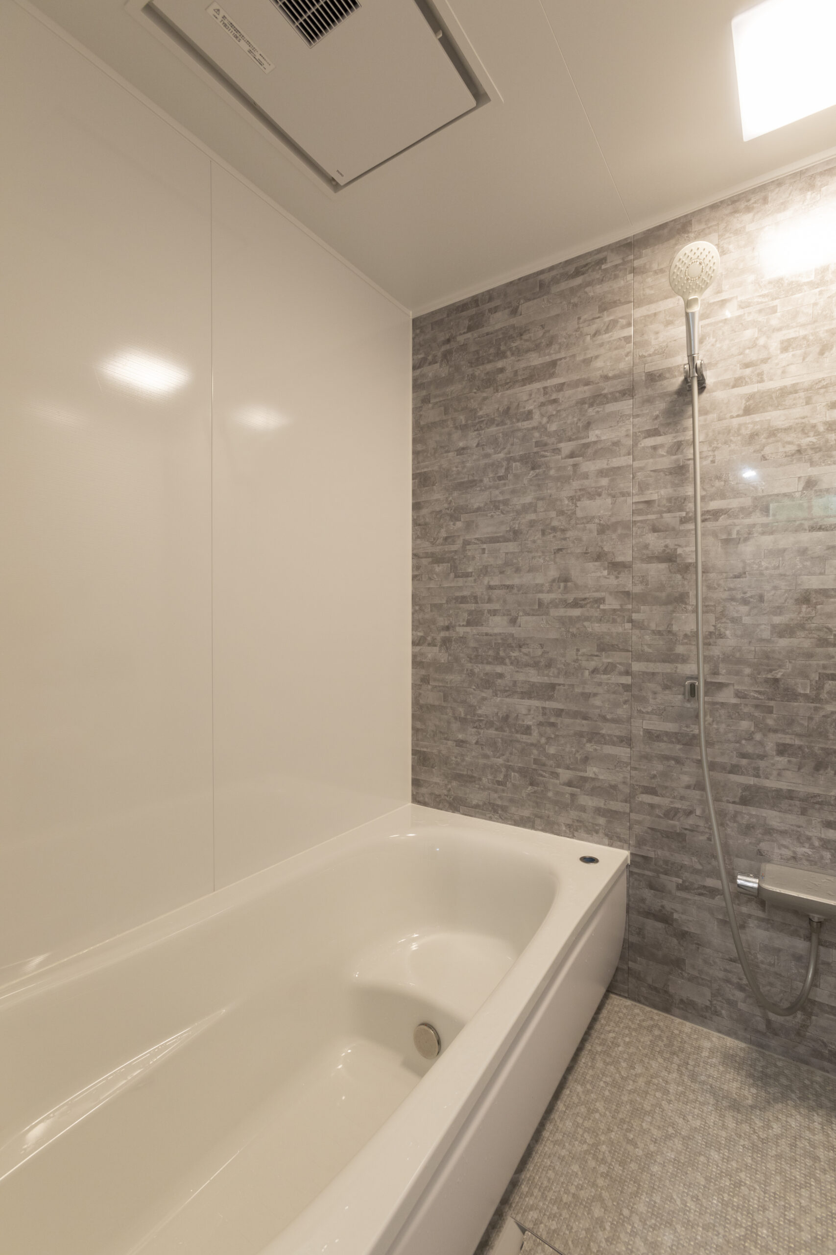 親から子へつなぐ築50年の二世帯リノベーション