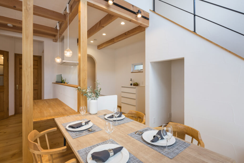 健やかに、心地よく。性能と素材を大切にした住まい / 八王子市