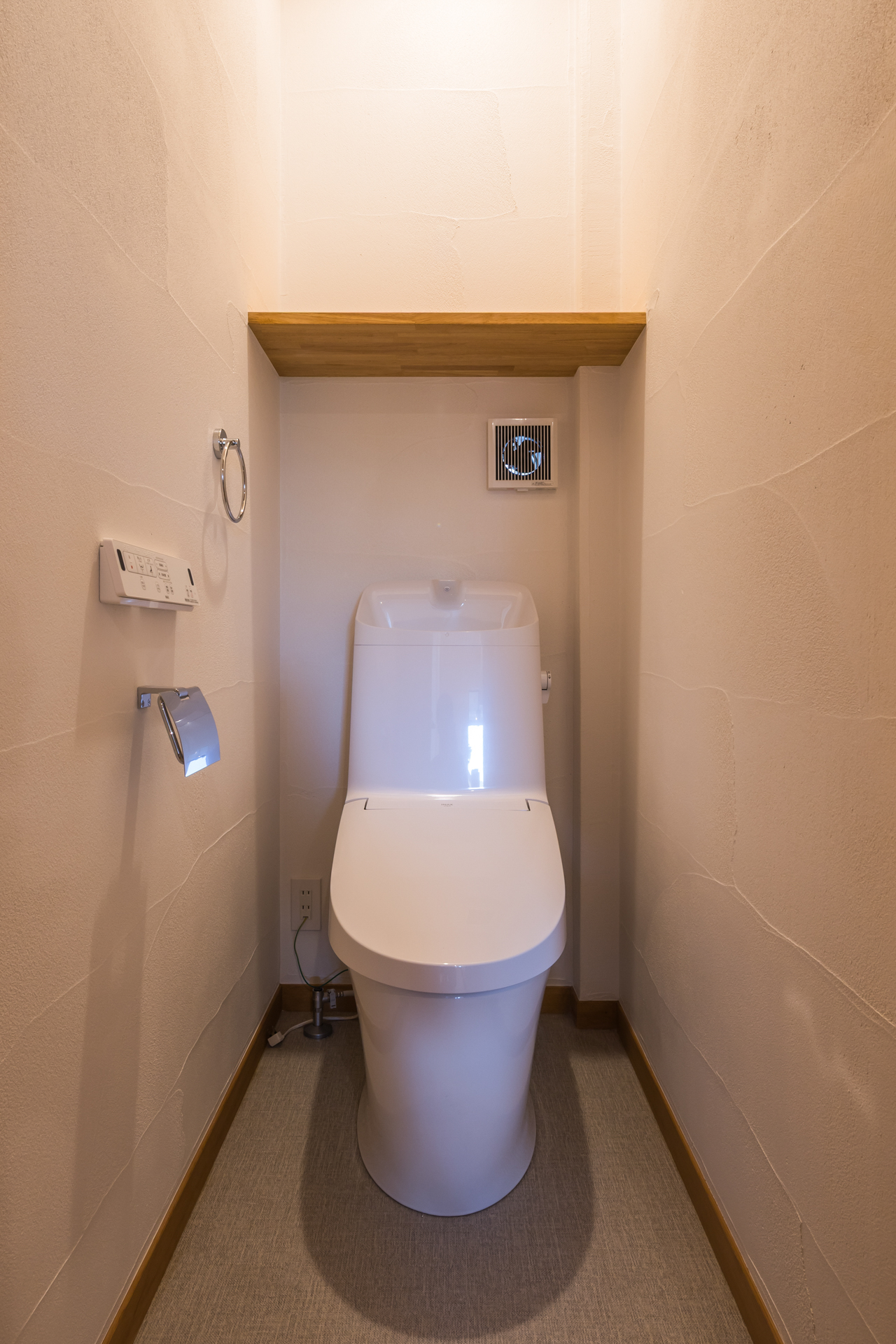 健やかに、心地よく。性能と素材を大切にした住まい / 八王子市