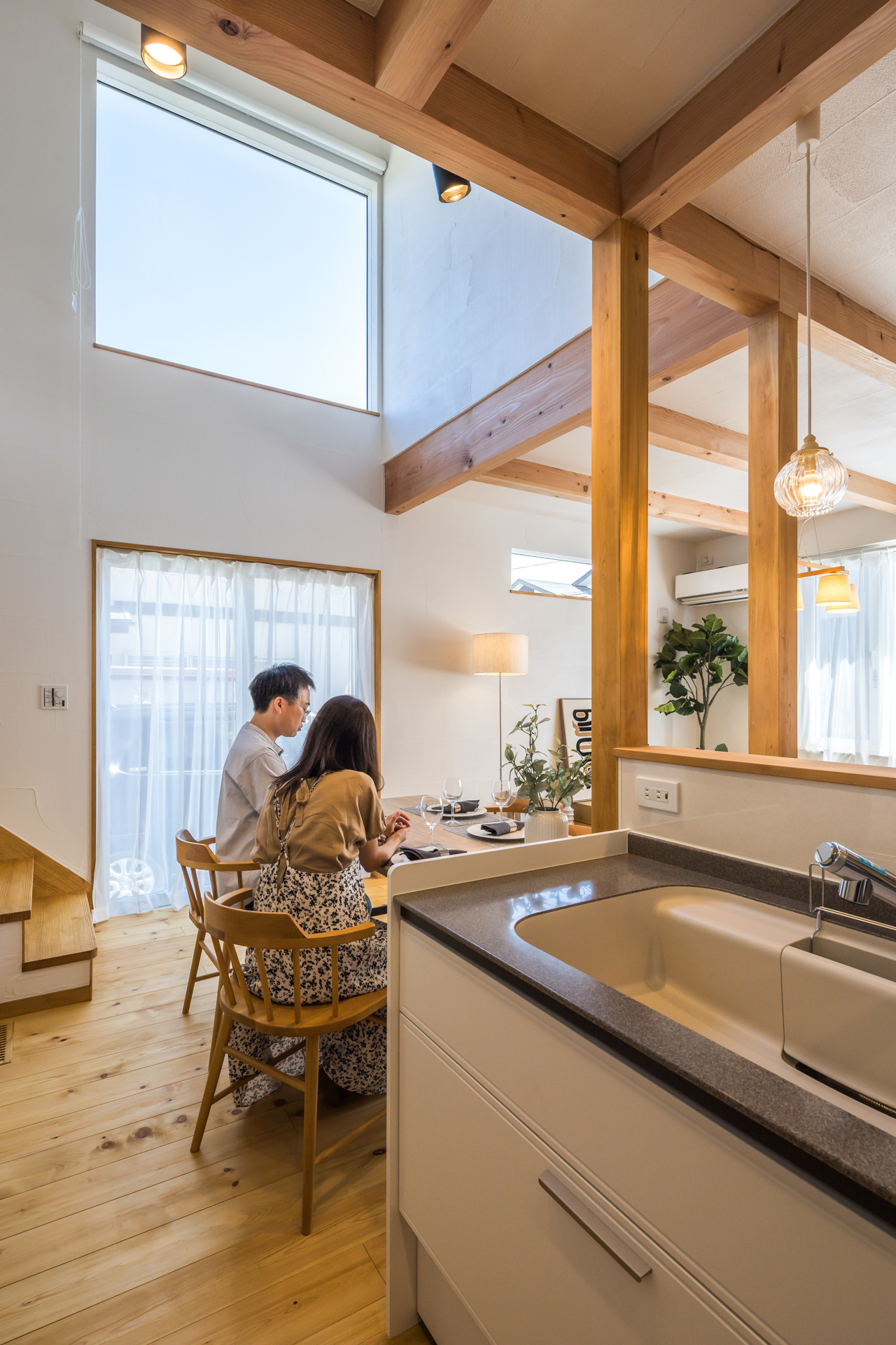 健やかに、心地よく。性能と素材を大切にした住まい / 八王子市