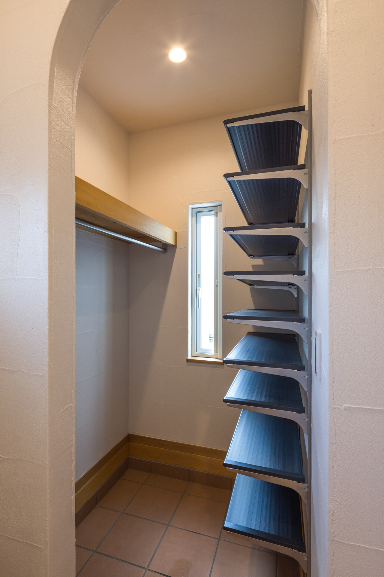 健やかに、心地よく。性能と素材を大切にした住まい / 八王子市